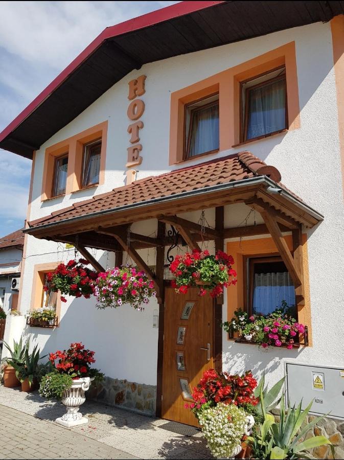 Hotel Zaułek Olszyna  Buitenkant foto